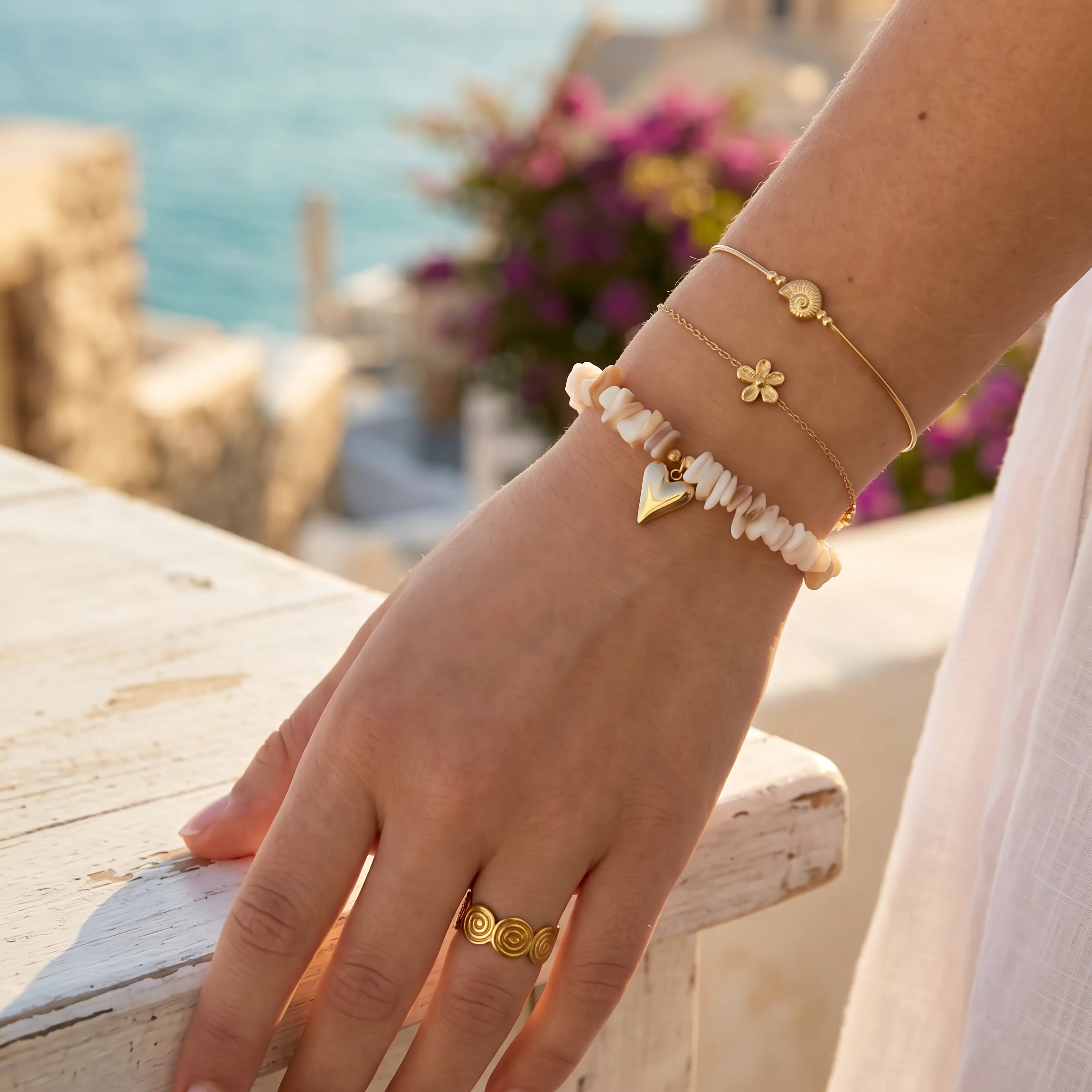 Wasserfester Schmuck: Was du wirklich wissen musst