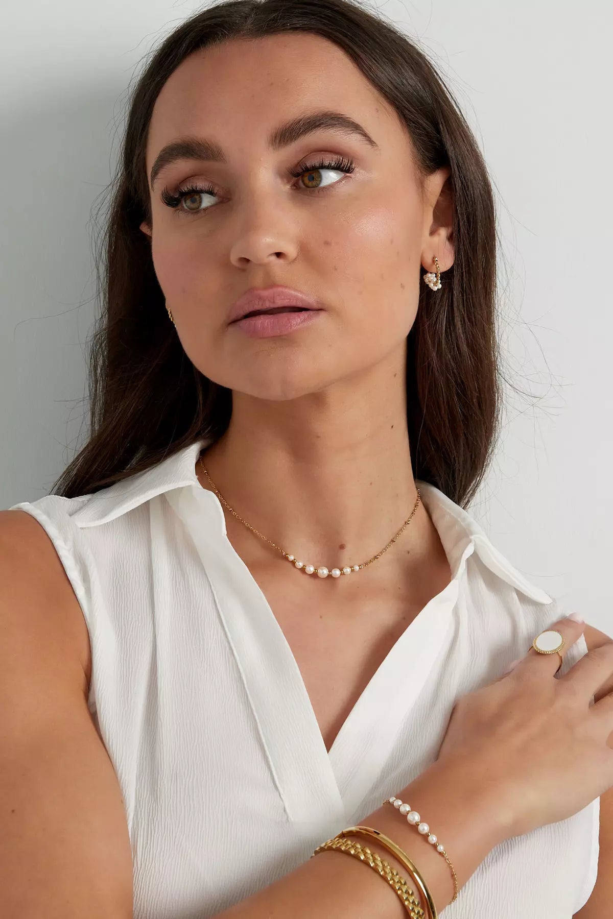Filigrane goldene Halskette mit minimalistischer Damenschmuck