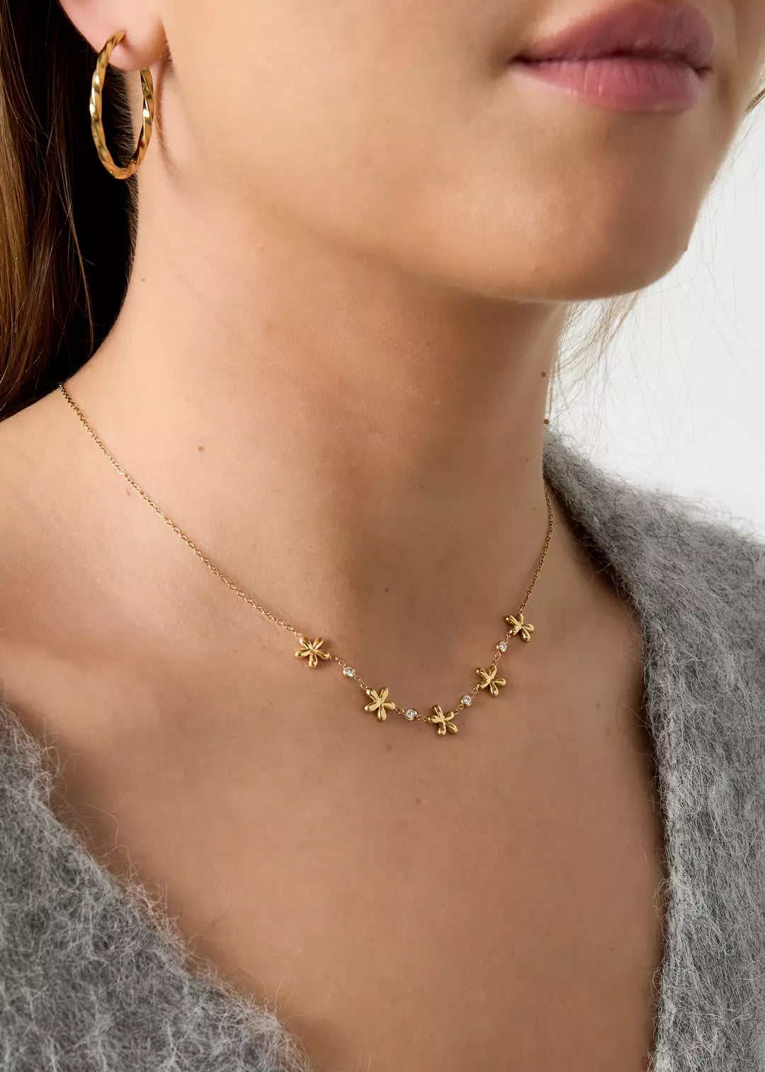 Freesia Necklace