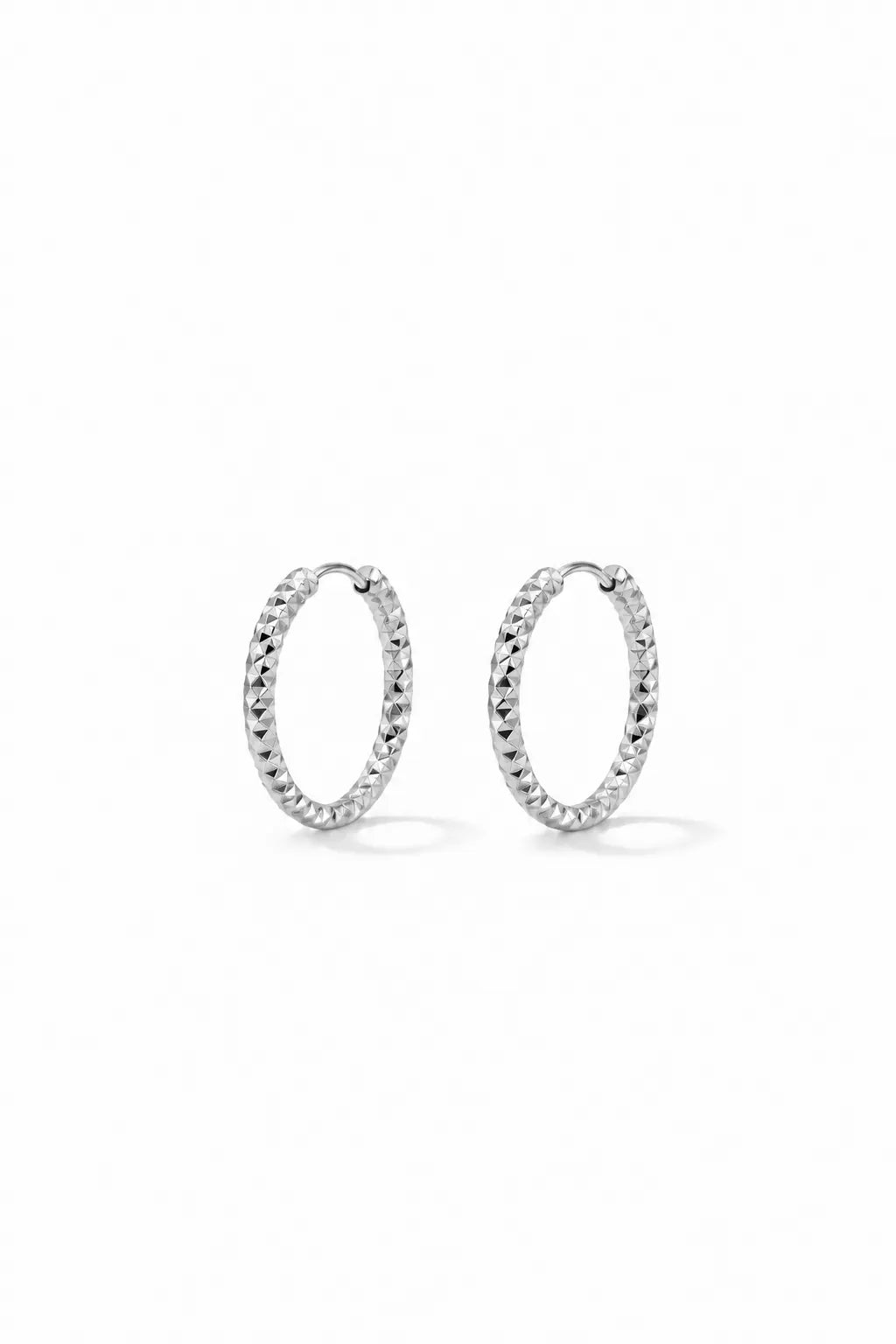 Facet Hoops Medium