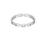 Dieser Ring verkörpert eine gelungene Verschmelzung von schicker Raffinesse und zeitgemäßer Individualität. 