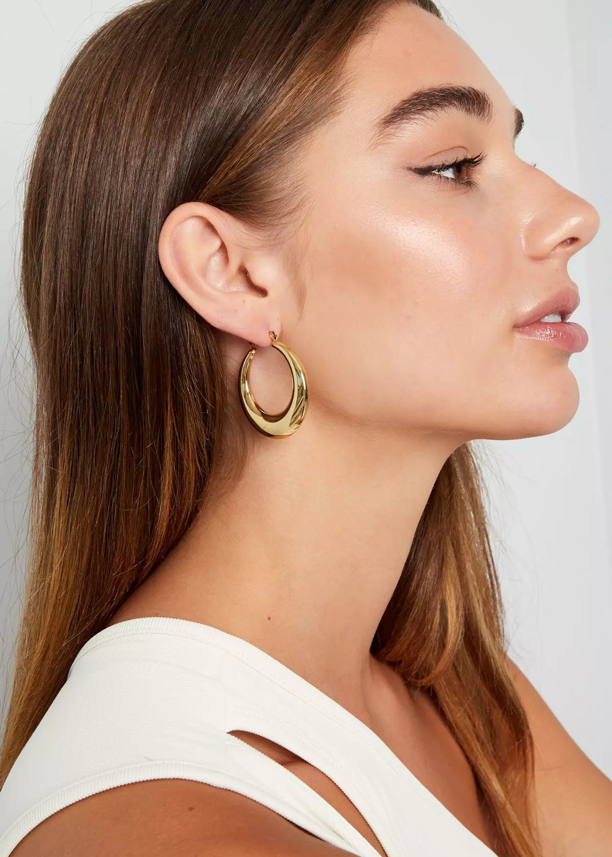 Ohrringe in klassischen und modernen Design