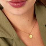 Goldene Medaillon Halskette für Damen mit rundem Anhänger, eleganter filigraner Schmuck