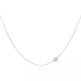 Wasserfeste silberne Halskette für Damen mit Blumen Anhänger und kleinen Perlen, filigraner eleganter Schmuck