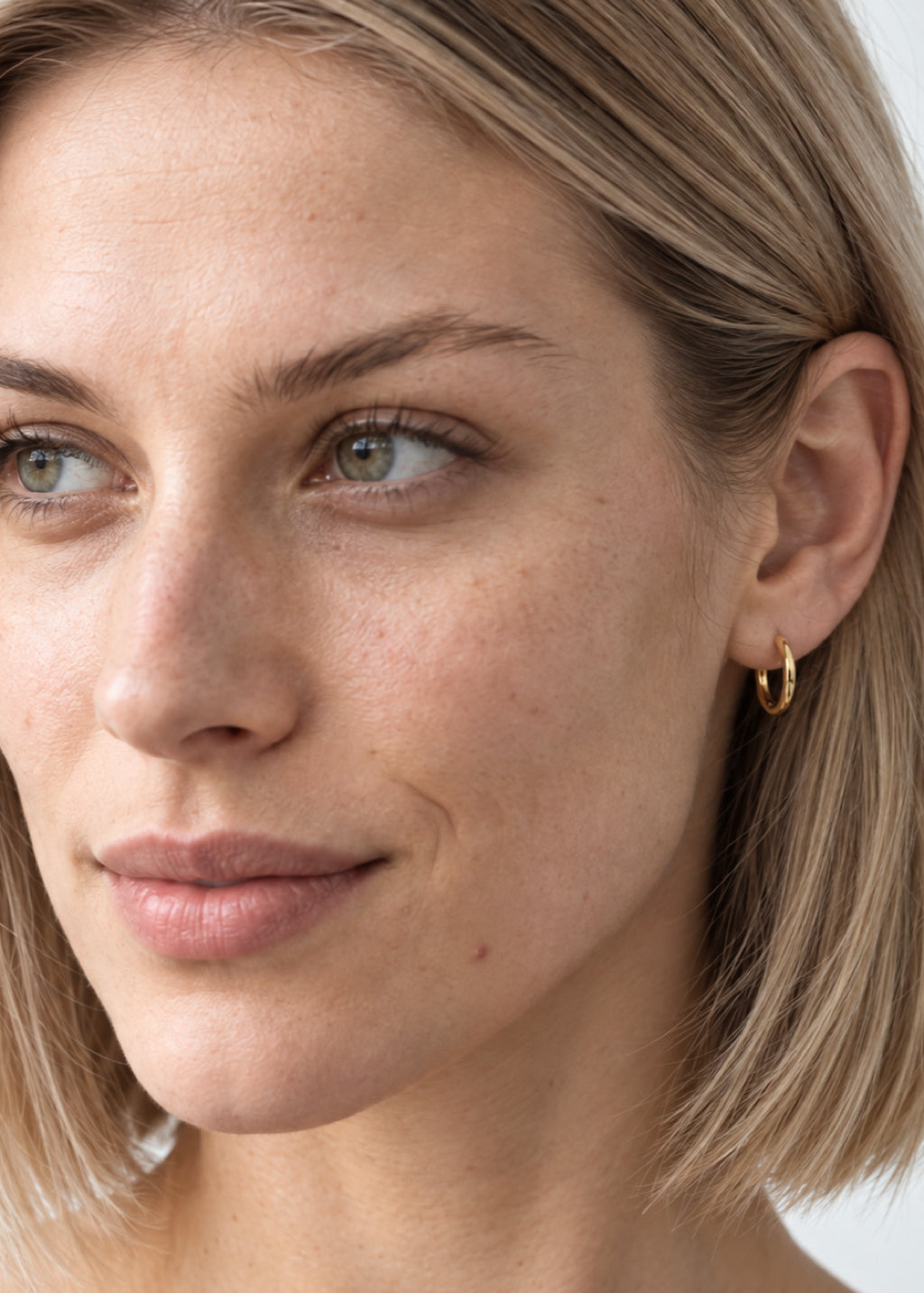 Essence Hoops Small Gold – Creolen, Ansicht 2