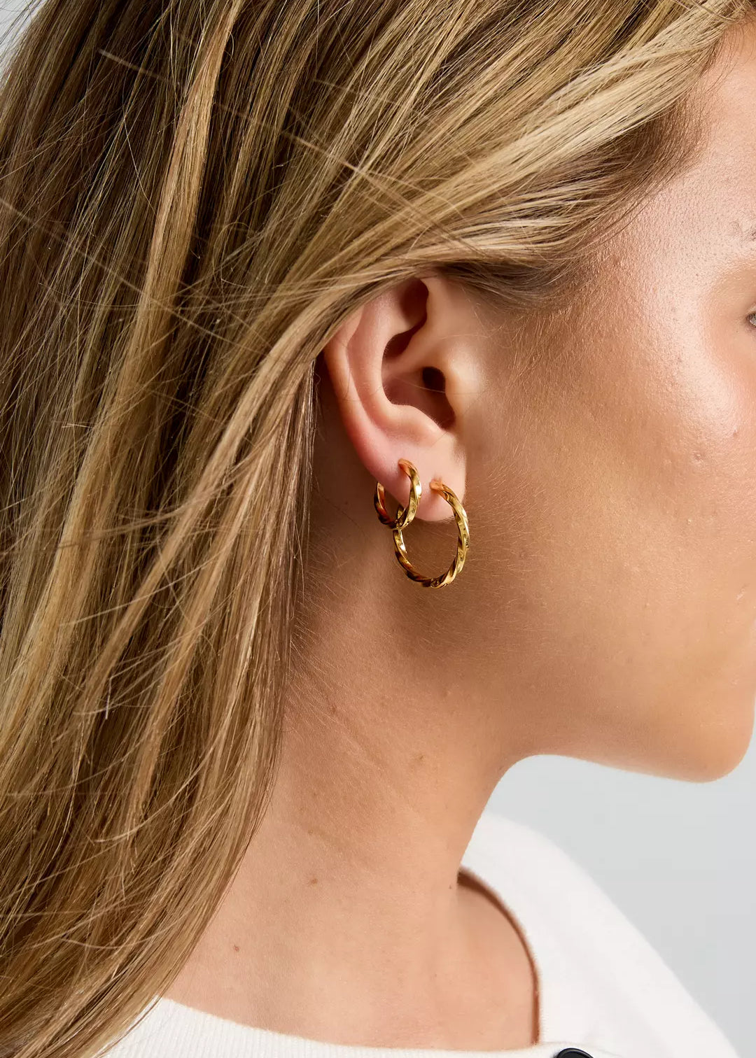 Twisted Hoops Large