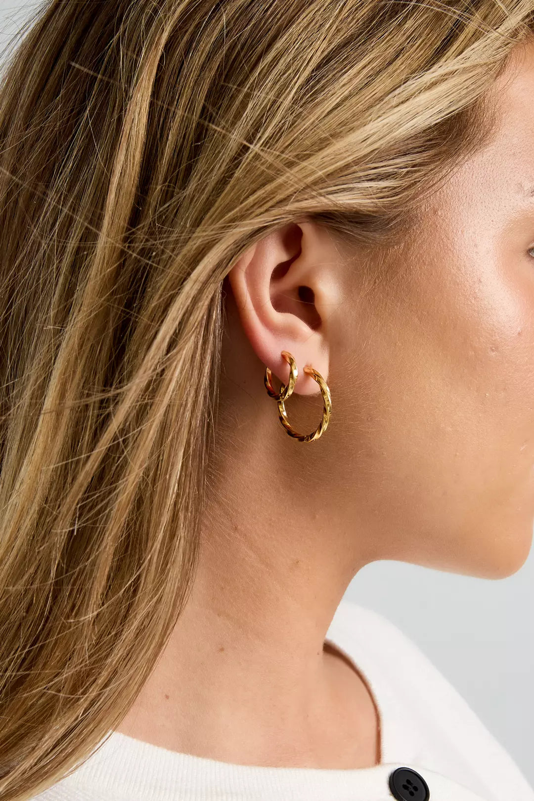 Twisted Hoops Small