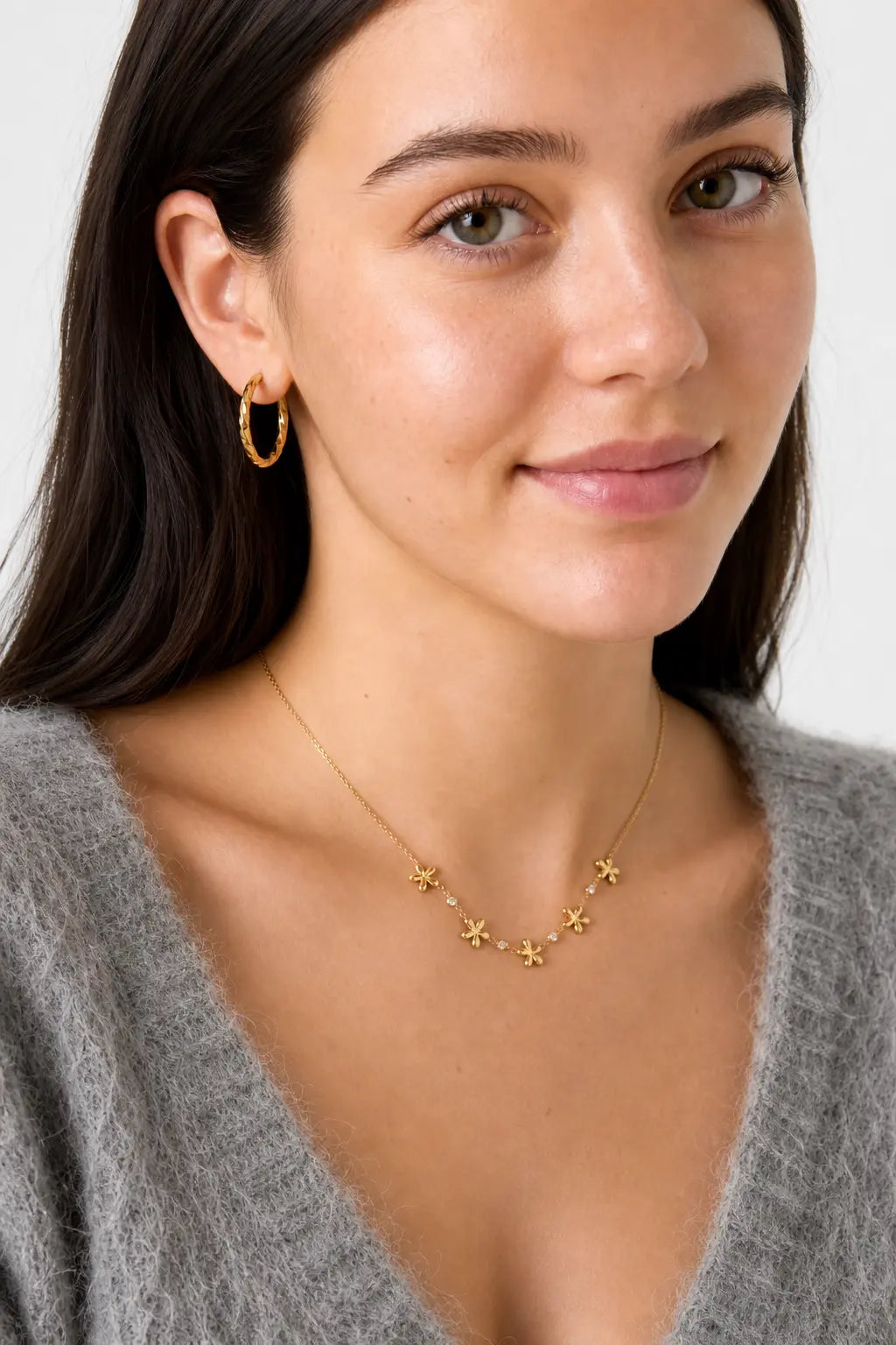Freesia Necklace