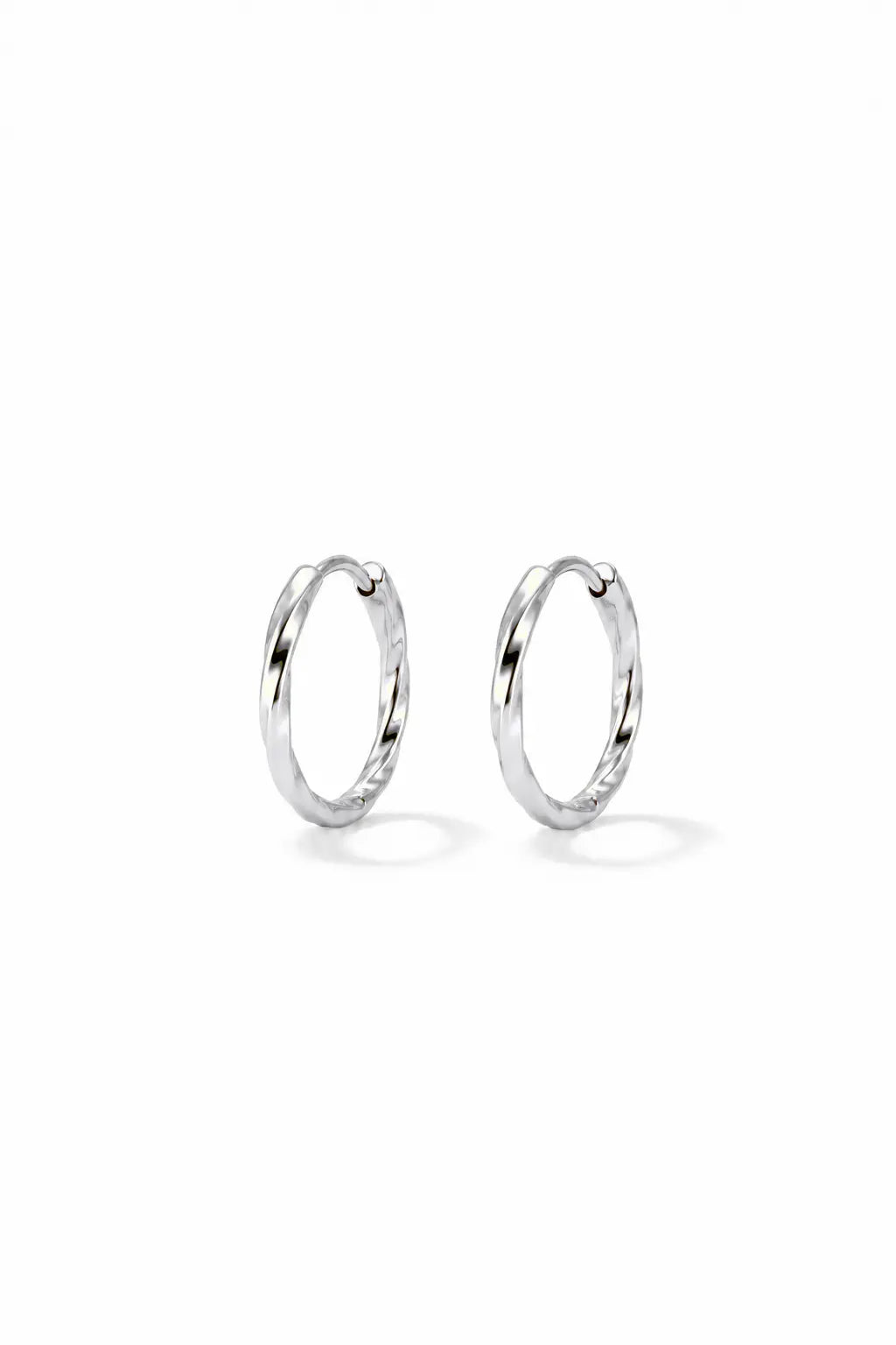 Twisted Hoops Medium